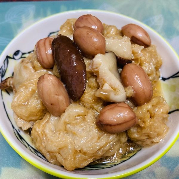 花生麵筋：Helen（海倫小姐） 一起做