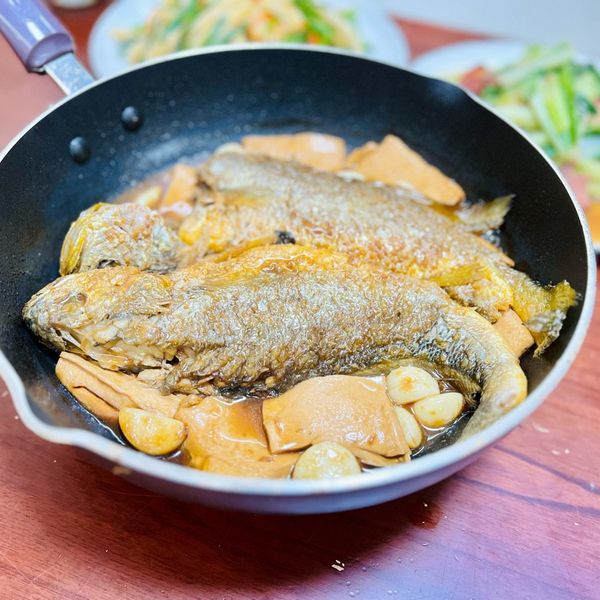 蒜燒黃魚豆腐：玩泥沙0913 一起做