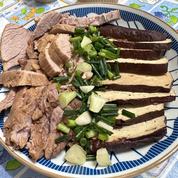 滷豬腱肉~電鍋料理 : 歐心瓜一起做