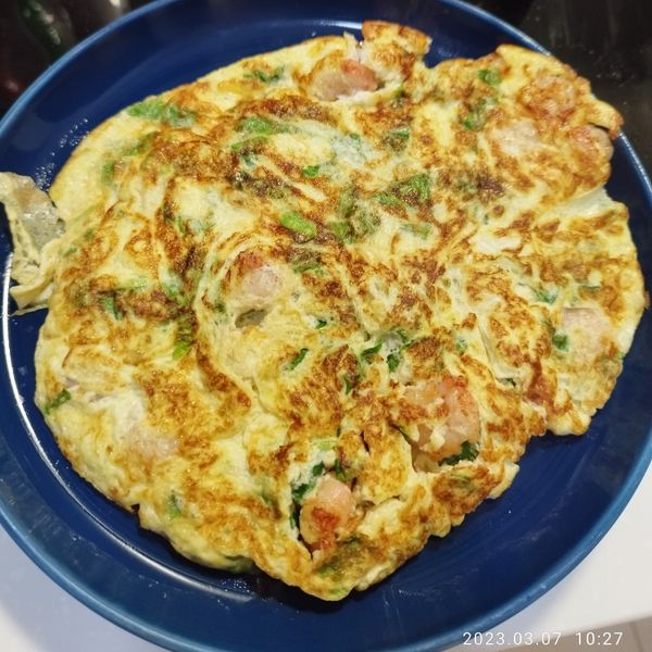 芹菜煎蛋～別有一番滋味 : Hui Hsia Yang一起做