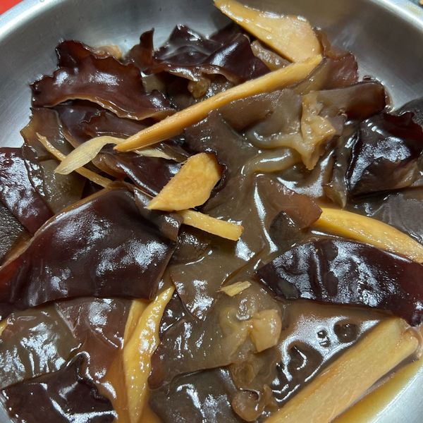 薑絲炒木耳：🍓李小蘭🍓 一起做