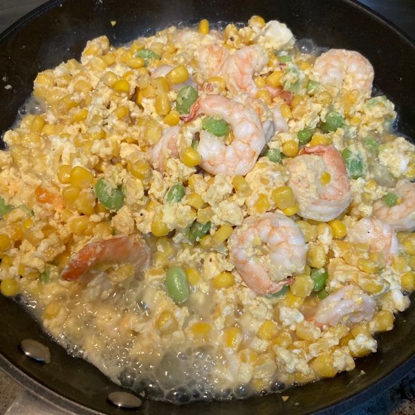 毛豆玉米蝦仁炒蛋 : 游雅婷一起做