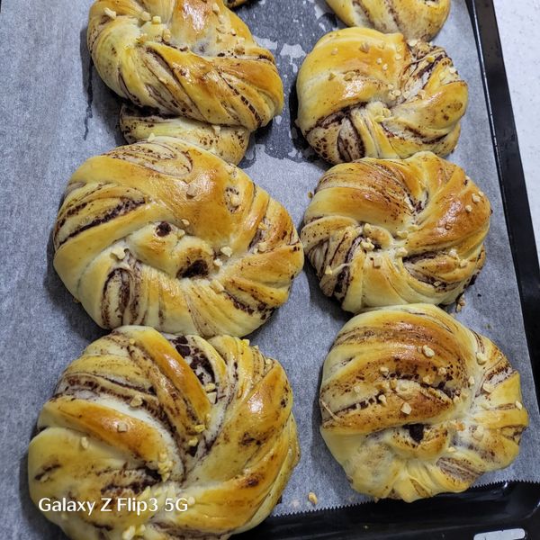 紅豆麻花麵包捲：顏天天 一起做