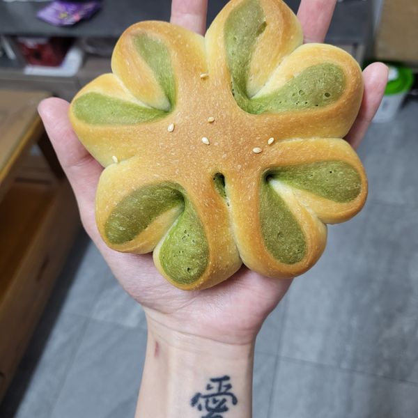 抹茶幸運草麵包【麥典麵包專用粉】 : 顏天天一起做
