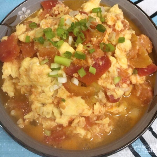 番茄炒蛋｜靈魂流派🍅 : 萱寶的媽媽一起做