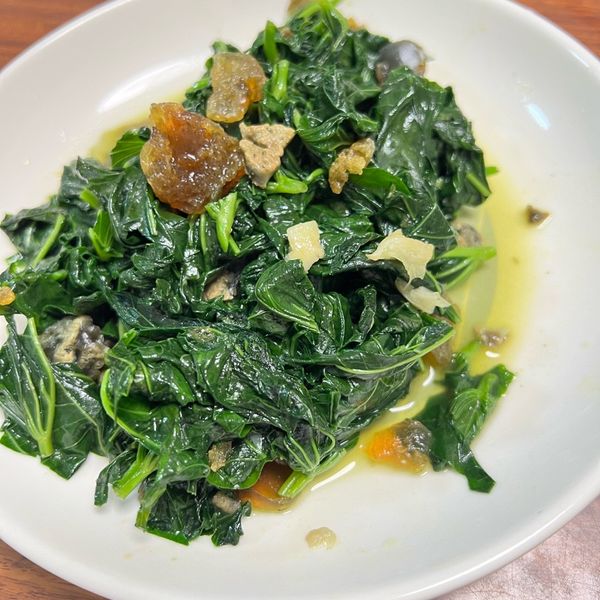 皮蛋地瓜葉 : 沐沐兒一起做