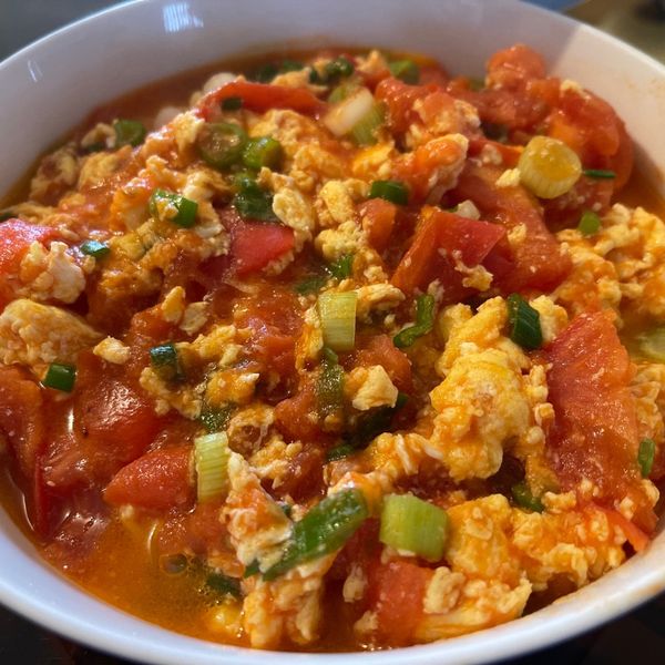 蕃茄炒蛋 : 阿摸一起做