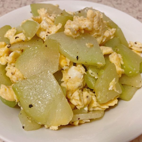 佛手瓜炒蛋：笑熙熙 一起做