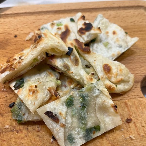 蔥油餅 : (˶‾᷄ ⁻̫ ‾᷅˵)一起做