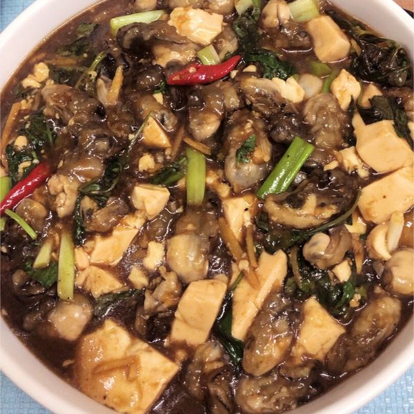 蔥爆鮮蚵 : 萱寶的媽媽一起做