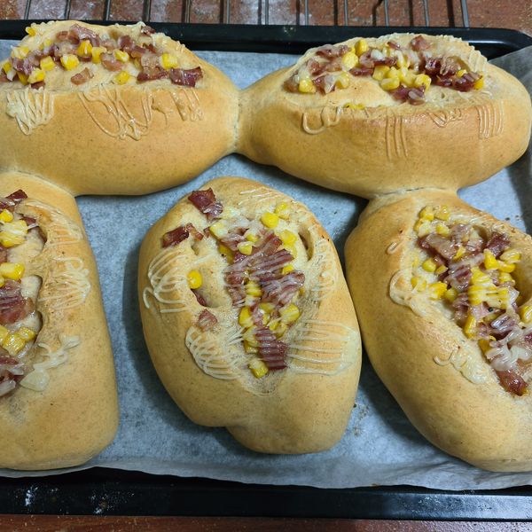 培根玉米麵包 : 兔仔一起做