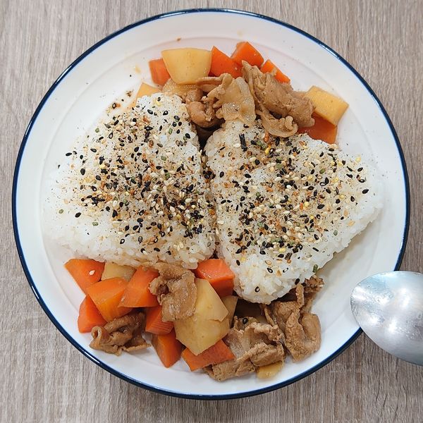 馬鈴薯燉肉 : 魚一起做