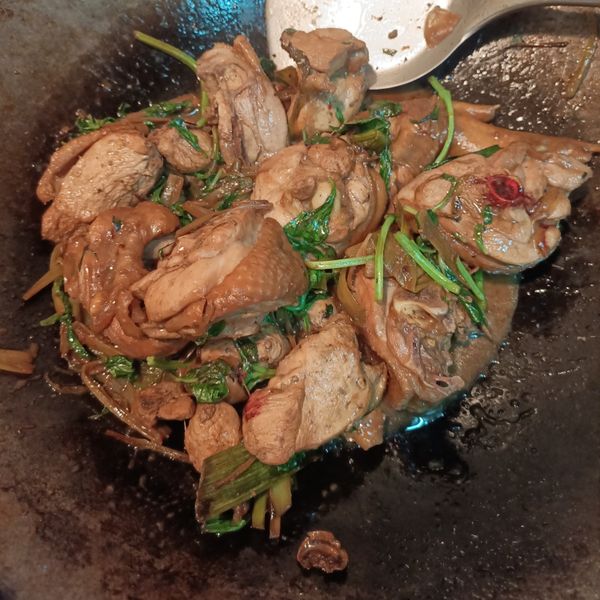 三杯雞 : 透天厝一起做