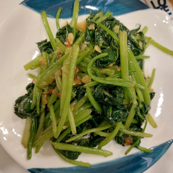 簡易 蒜炒地瓜葉 : Pin Hui Wu一起做