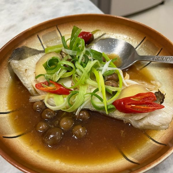 清蒸鱈魚。蒸魚不腥 : 水蜜桃🍑一起做