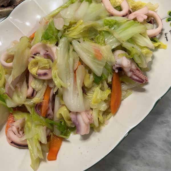 台味魷香高麗菜🦑 : 水蜜桃🍑一起做