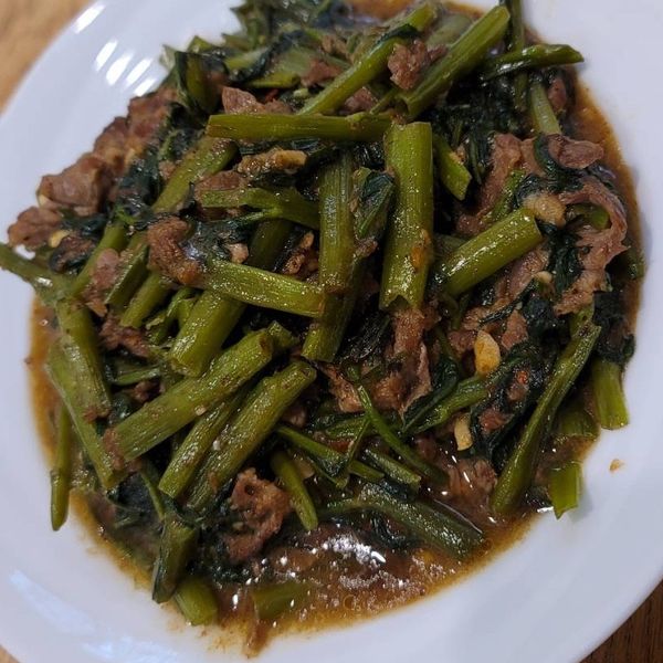 空心菜沙茶牛肉 : Daisy Yeh一起做