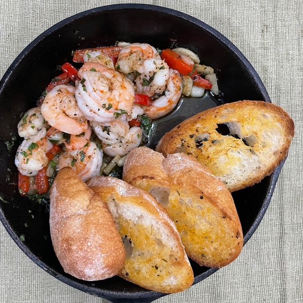 西班牙蒜蝦：巫淳綦 一起做