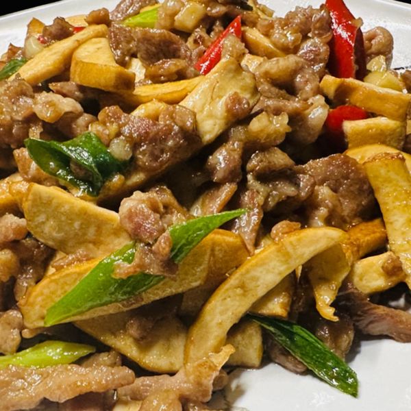 豆干炒肉絲：Jill Yu 一起做