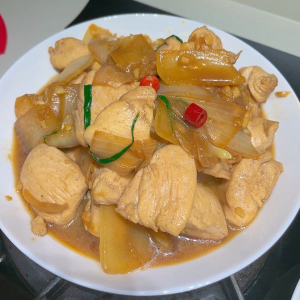 洋蔥炒嫩雞胸 : 丫Ju一起做