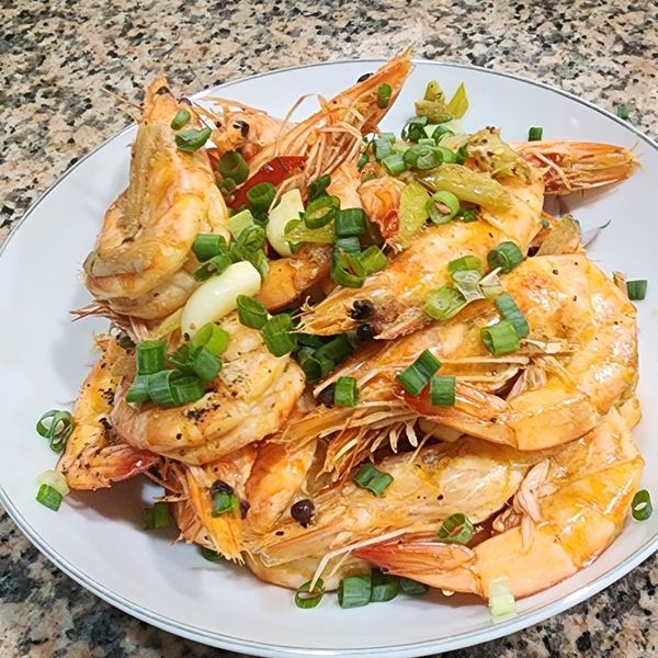 炒鮮蝦 : Yuagjr Cheng一起做