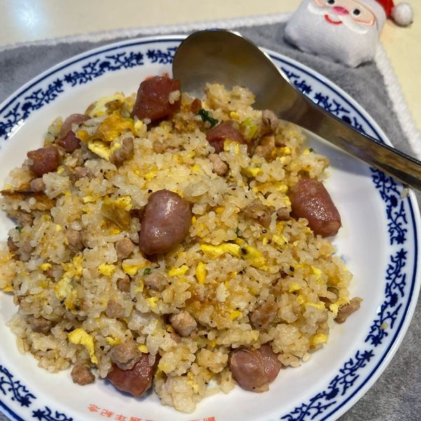 香腸蛋炒飯：Iris Chang 一起做