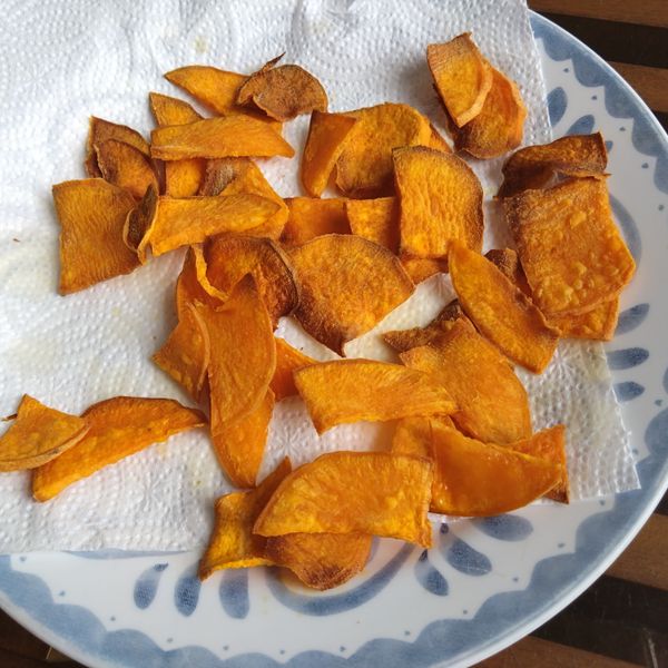 烤地瓜片:Lily 一起做