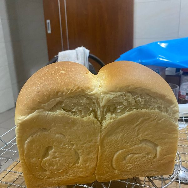 鮮奶油吐司 麵包機 : 鄭菀珣一起做