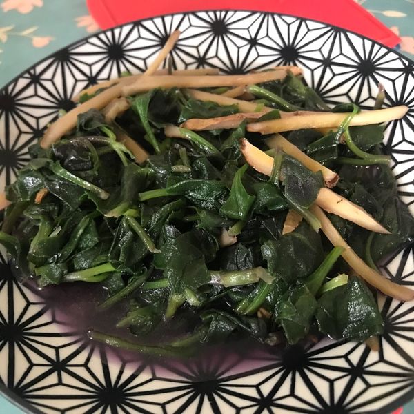 炒紅鳳菜 : 陳怡霖一起做