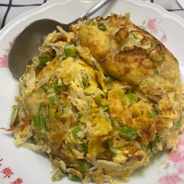 鮭魚馬鈴薯烘蛋 : 煮過頭一起做