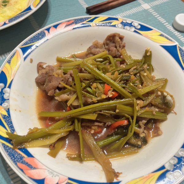 [綜合]芹菜肉絲 : 謝米可一起做