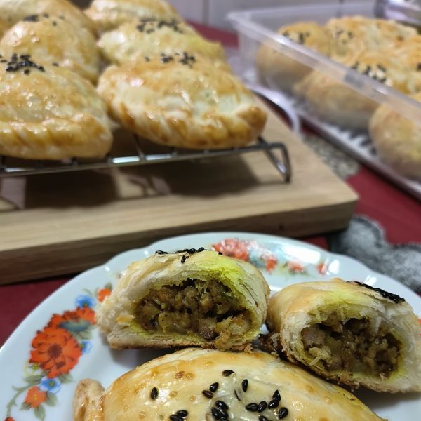 咖哩餃 : 玨玨一起做