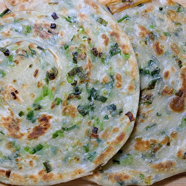 超簡單的-蔥油餅：Amiz 一起做