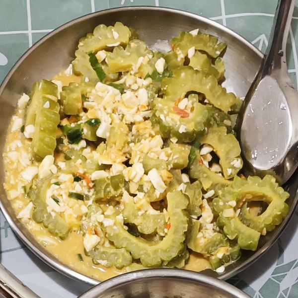 金沙苦瓜（鹹蛋苦瓜） : 江乙臻一起做