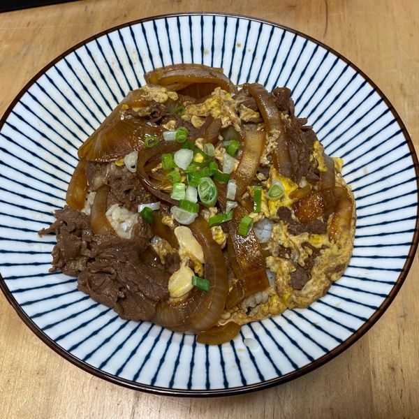 牛丼 : Cong Yao Lin一起做
