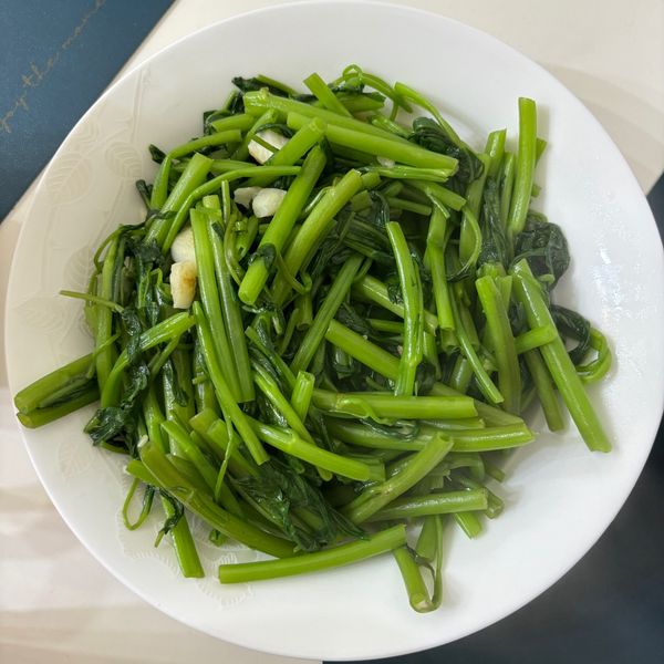 蒜香空心菜 : 張惠綺一起做