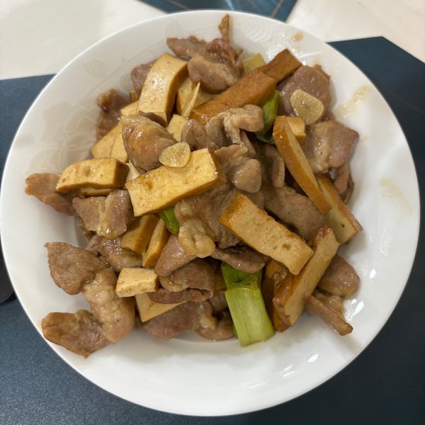蔥爆豆干梅花豬 : 張惠綺一起做