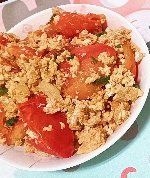 蕃茄炒蛋 : 吳佳佳一起做