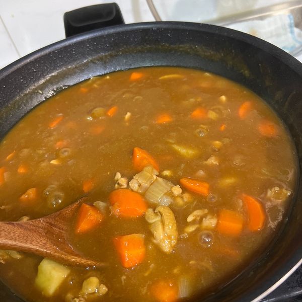 咖喱醬 : Yanni Cheng一起做