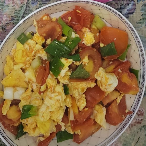 番茄炒蛋 : Ya-Chih Chen一起做