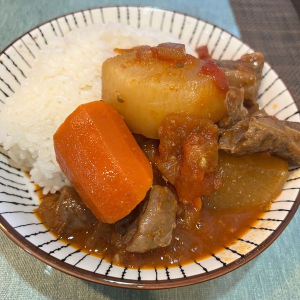 不加一滴水番茄牛腩做法 : Jo Jo一起做