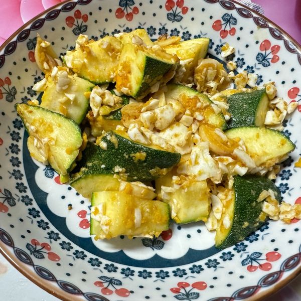 金沙櫛瓜 (鹹蛋櫛瓜) : 陳姵靜一起做