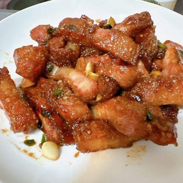 蒜炒紅糟肉-全國電子竹東北興店食譜鍋食譜：Yin Ciao Jhang 一起做