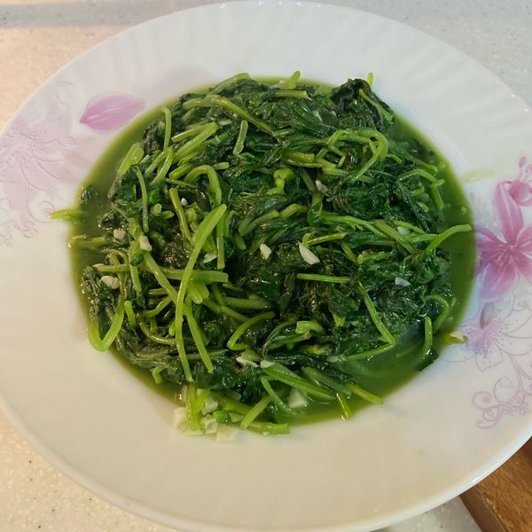 蒜香地瓜葉：游甯喬 一起做