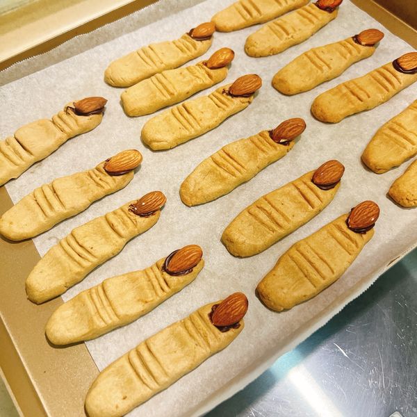 [萬聖節]~巫婆手指餅乾 : 黃童童一起做