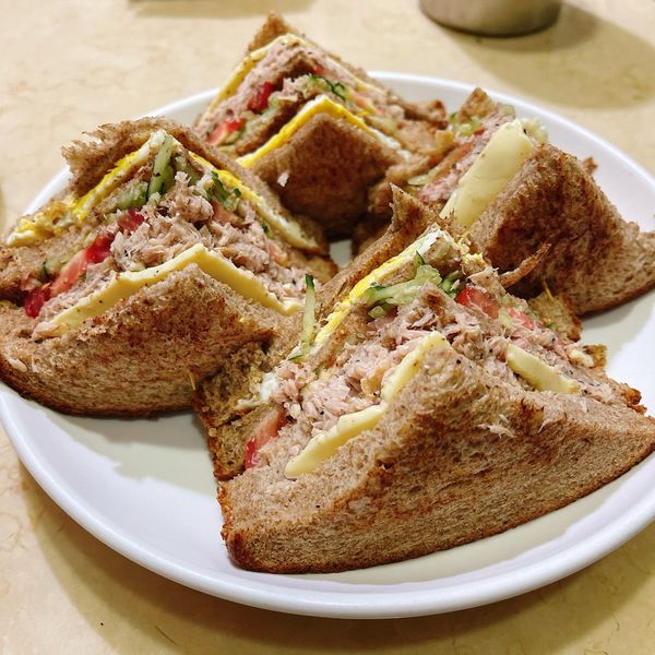 營養總匯三明治 : 昕昕の灶咖👩‍🍳一起做