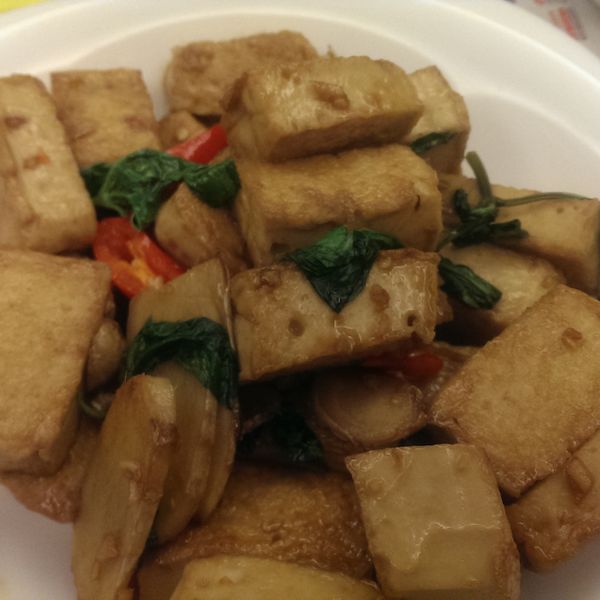 三杯百頁豆腐：誼蓁 一起做