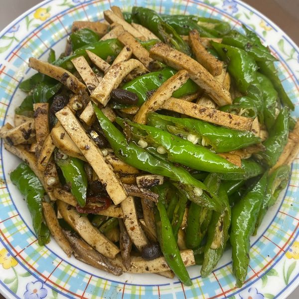 糯米椒炒豆乾：唐宗珍 一起做