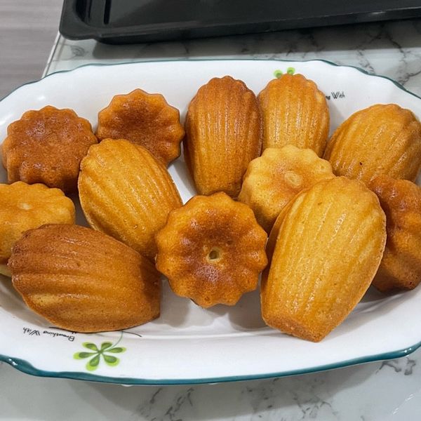 蜂蜜瑪德蓮Madelein : Yi Jing Chen一起做