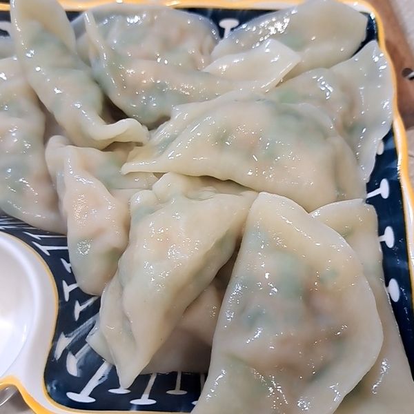 韭菜水餃 : 江江一起做